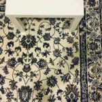 Find The Phone On Rug WhatsApp Puzzle